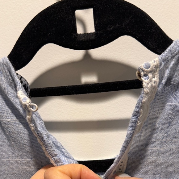 Zara Blue and White Lace Blouse - Picture 3 of 5